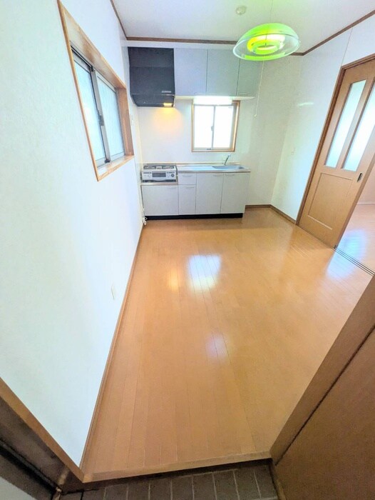 物件内観写真9　(廊下)