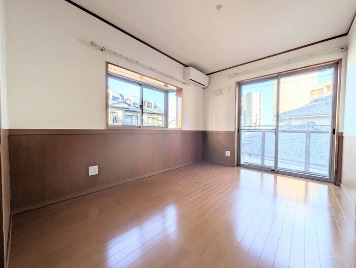 物件内観写真10　(居室)