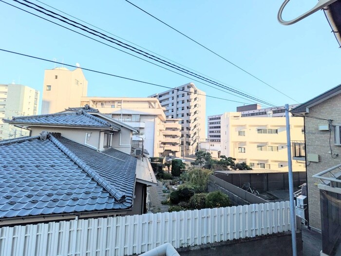 物件内観写真21　(室内からの展望)