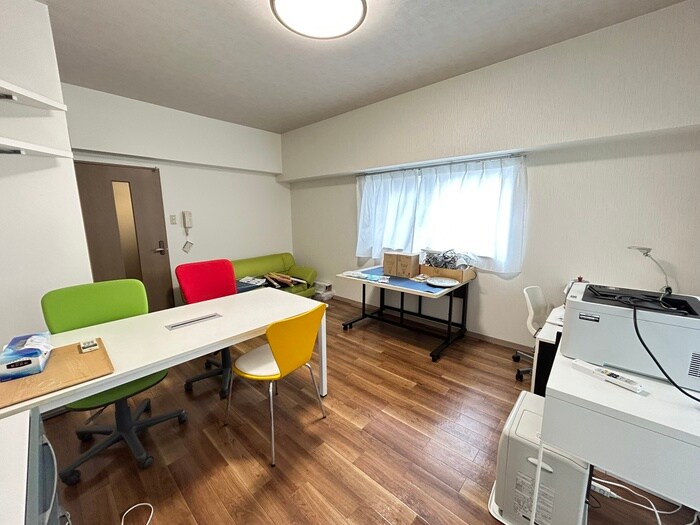 物件内観写真18　(居室)