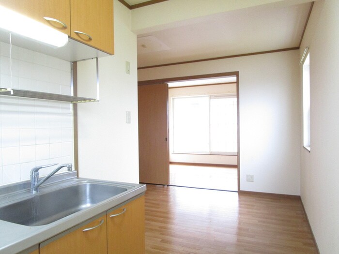 物件内観写真8　(居室)