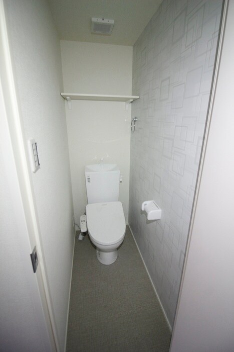 物件内観写真13　(トイレ)