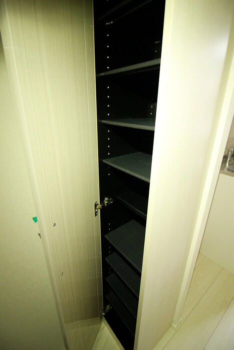 物件内観写真18　(靴箱)