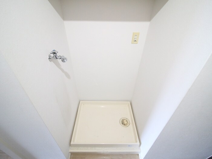 物件内観写真19　(洗濯機置場)