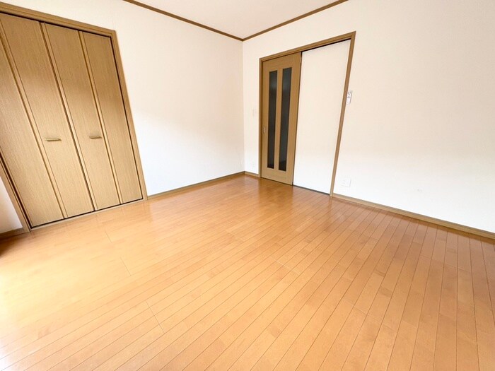 物件内観写真8　(居室)