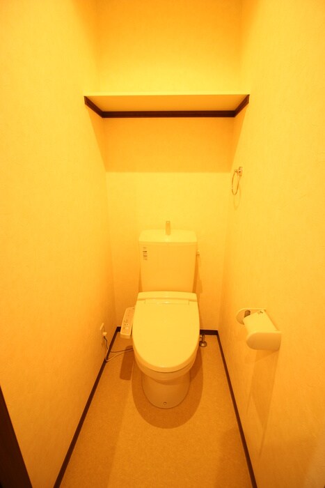 物件内観写真9　(トイレ)