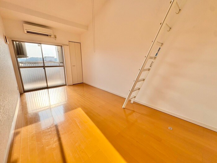 物件内観写真7　(居室)