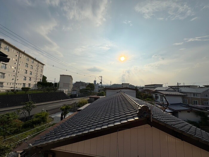 物件内観写真15　(室内からの展望)