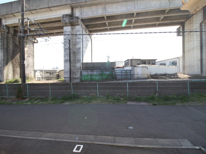 物件内観写真22　(室内からの展望)