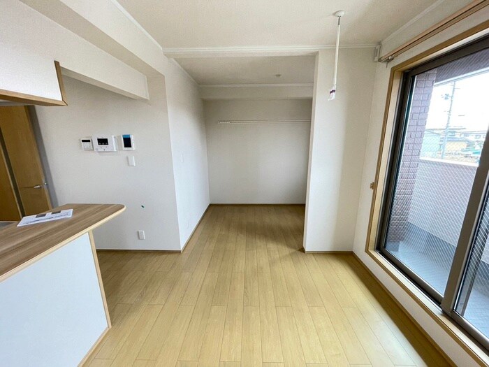 物件内観写真17　(居室)