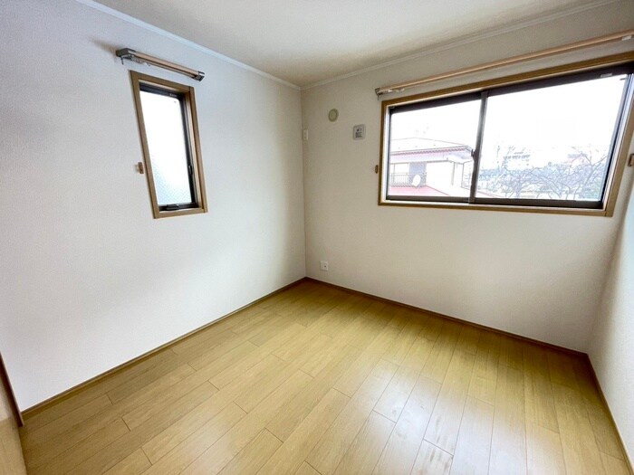 物件内観写真18　(居室)