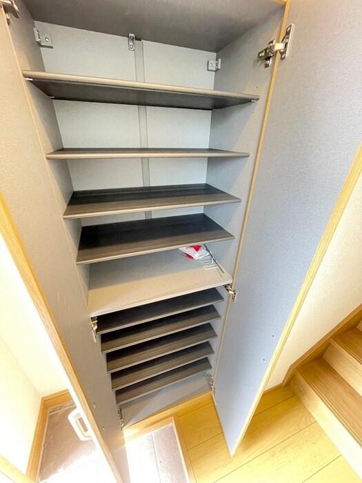 物件内観写真21　(靴箱)