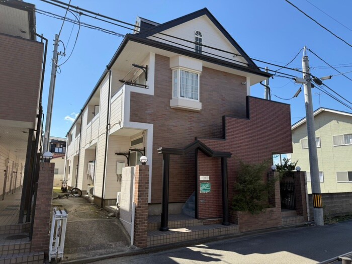 物件外観写真1　(外観写真)
