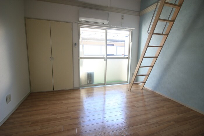 物件内観写真17　(居室)