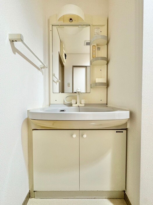 物件内観写真10　(洗面)