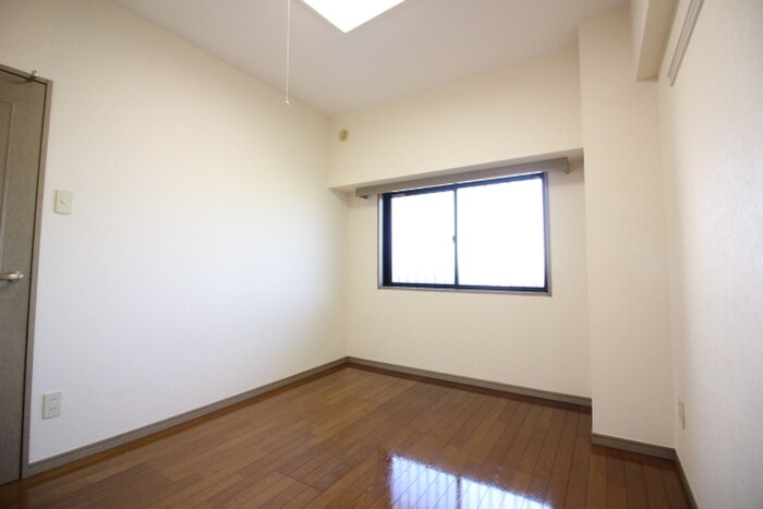 物件内観写真11　(居室)