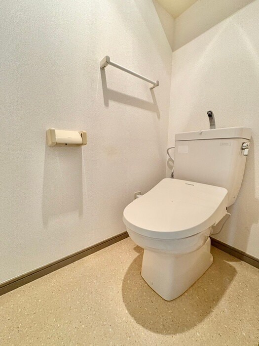 物件内観写真11　(トイレ)