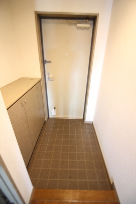 物件内観写真19　(玄関)