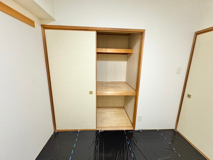 物件内観写真21　(収納)
