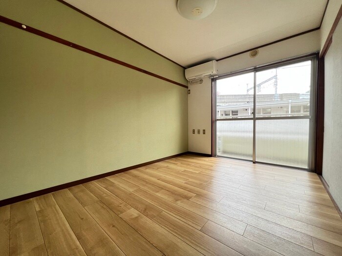 物件内観写真7　(居室)