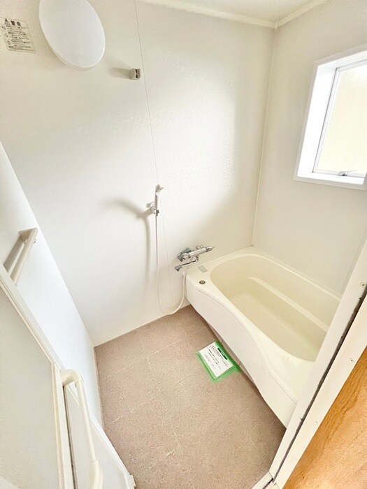 物件内観写真12　(バス／シャワールーム等)