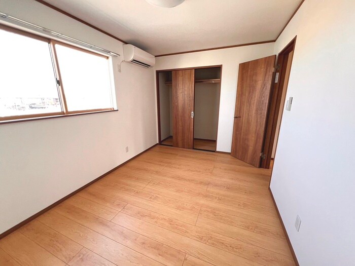 物件内観写真8　(居室)