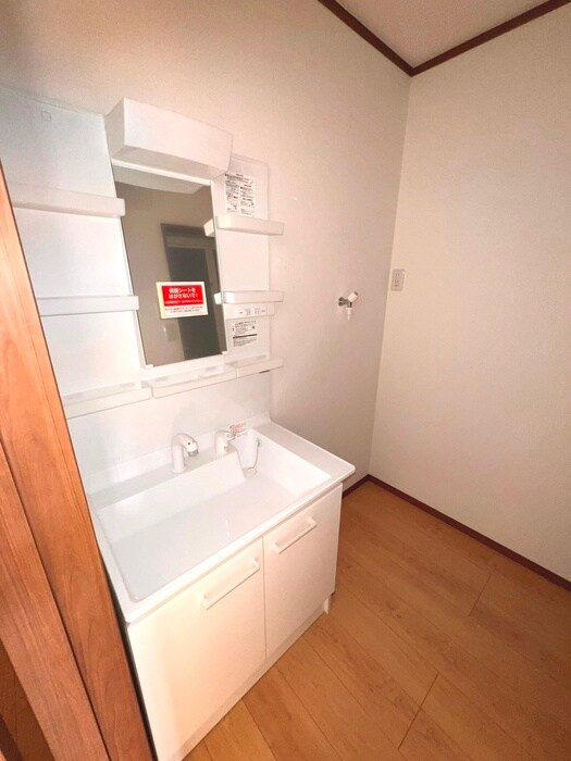 物件内観写真16　(洗面)