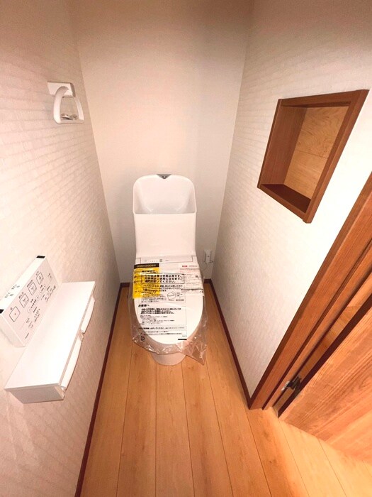 物件内観写真17　(トイレ)