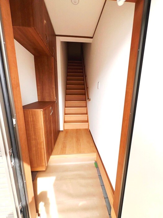 物件内観写真20　(玄関)