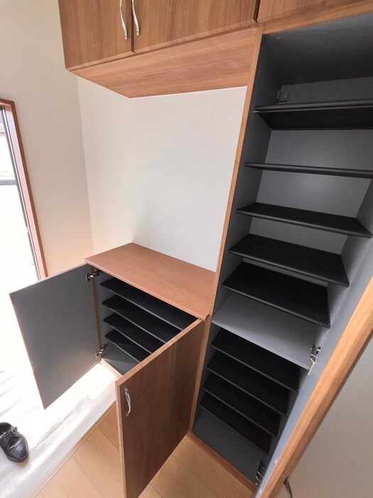 物件内観写真21　(靴箱)