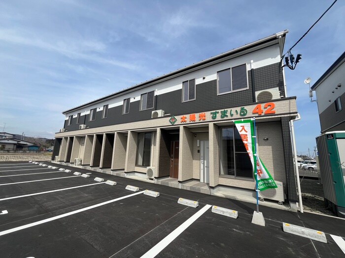 物件外観写真1　(外観写真)