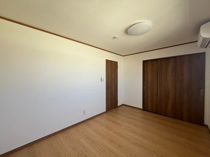 物件内観写真7　(居室)