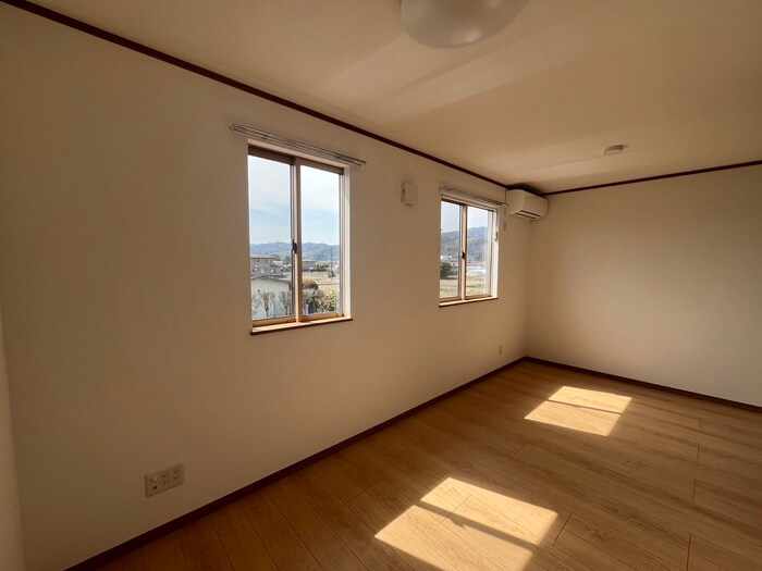 物件内観写真8　(居室)