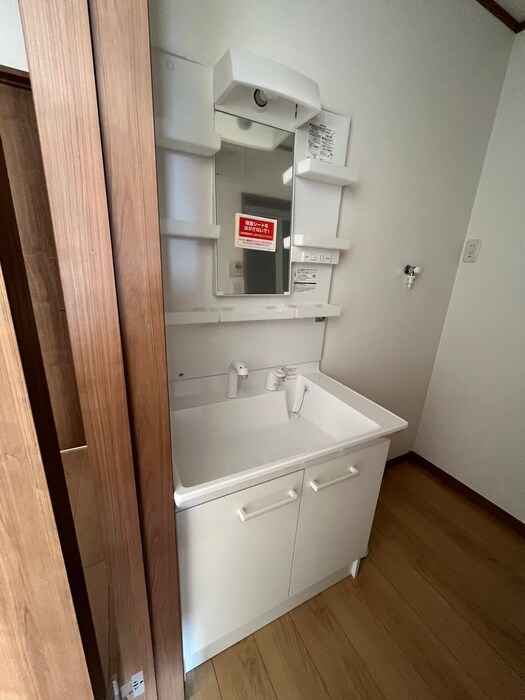 物件内観写真16　(洗面)