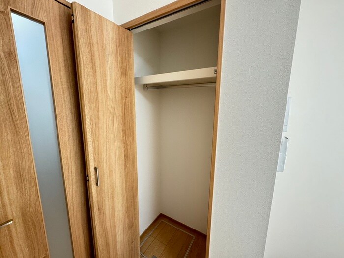 物件内観写真14　(収納)