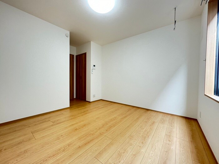 物件内観写真15　(居室)