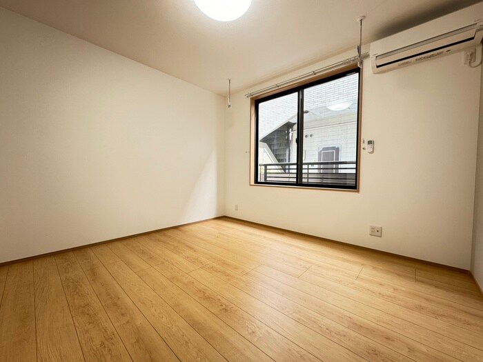 物件内観写真16　(居室)