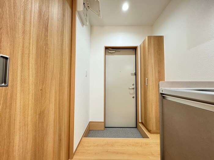 物件内観写真22　(玄関)