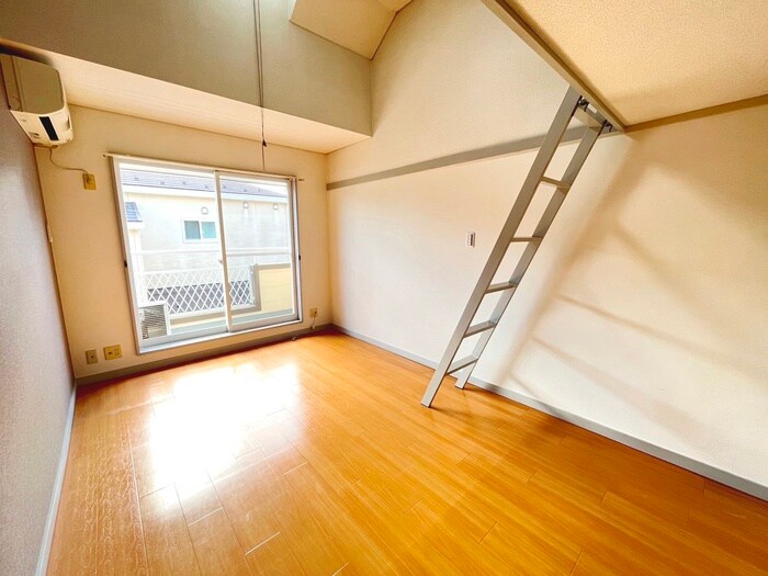 物件内観写真8　(居室)