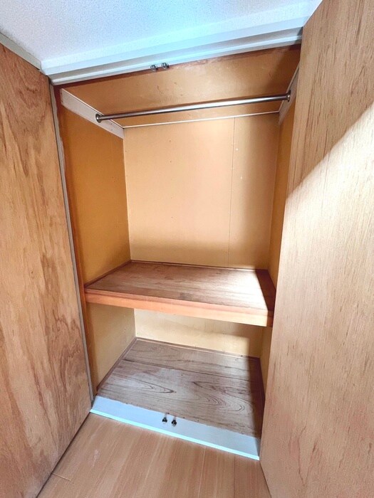 物件内観写真10　(収納)