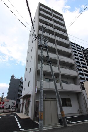 タウンイーストガン外観写真