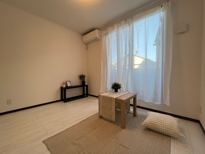 物件内観写真8　(居室)