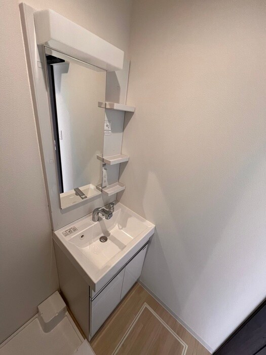 物件内観写真12　(洗面)