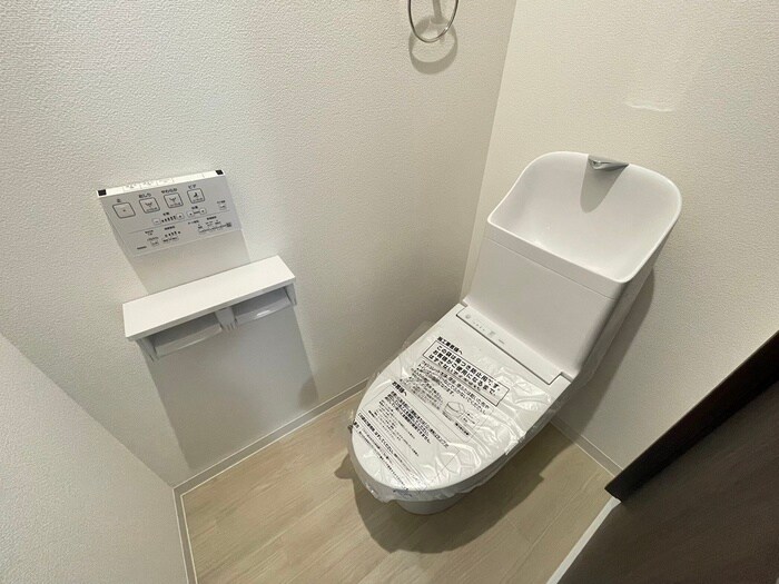 物件内観写真13　(トイレ)