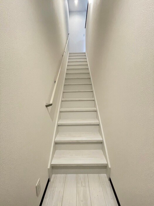 物件内観写真21　(廊下)