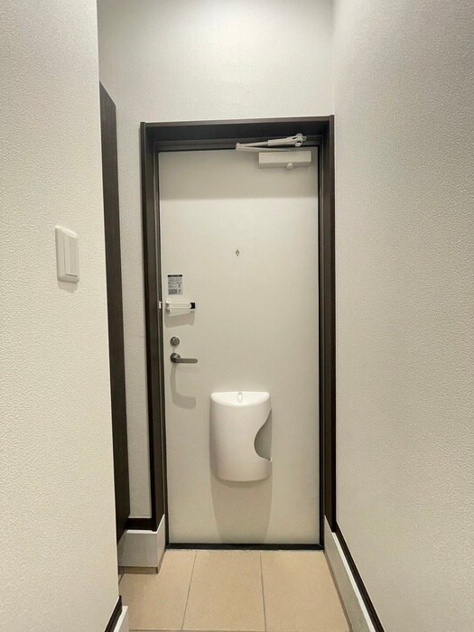 物件内観写真22　(玄関)