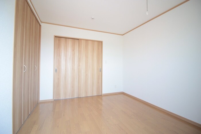 物件内観写真10　(居室)