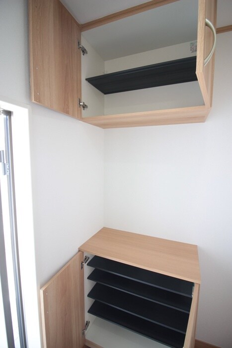 物件内観写真19　(靴箱)