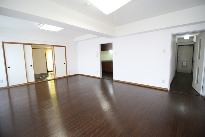 物件内観写真8　(居室)