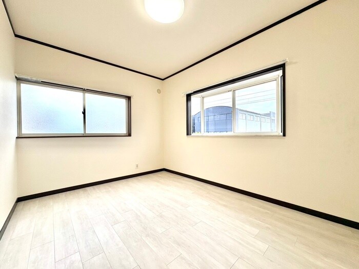 物件内観写真10　(居室)